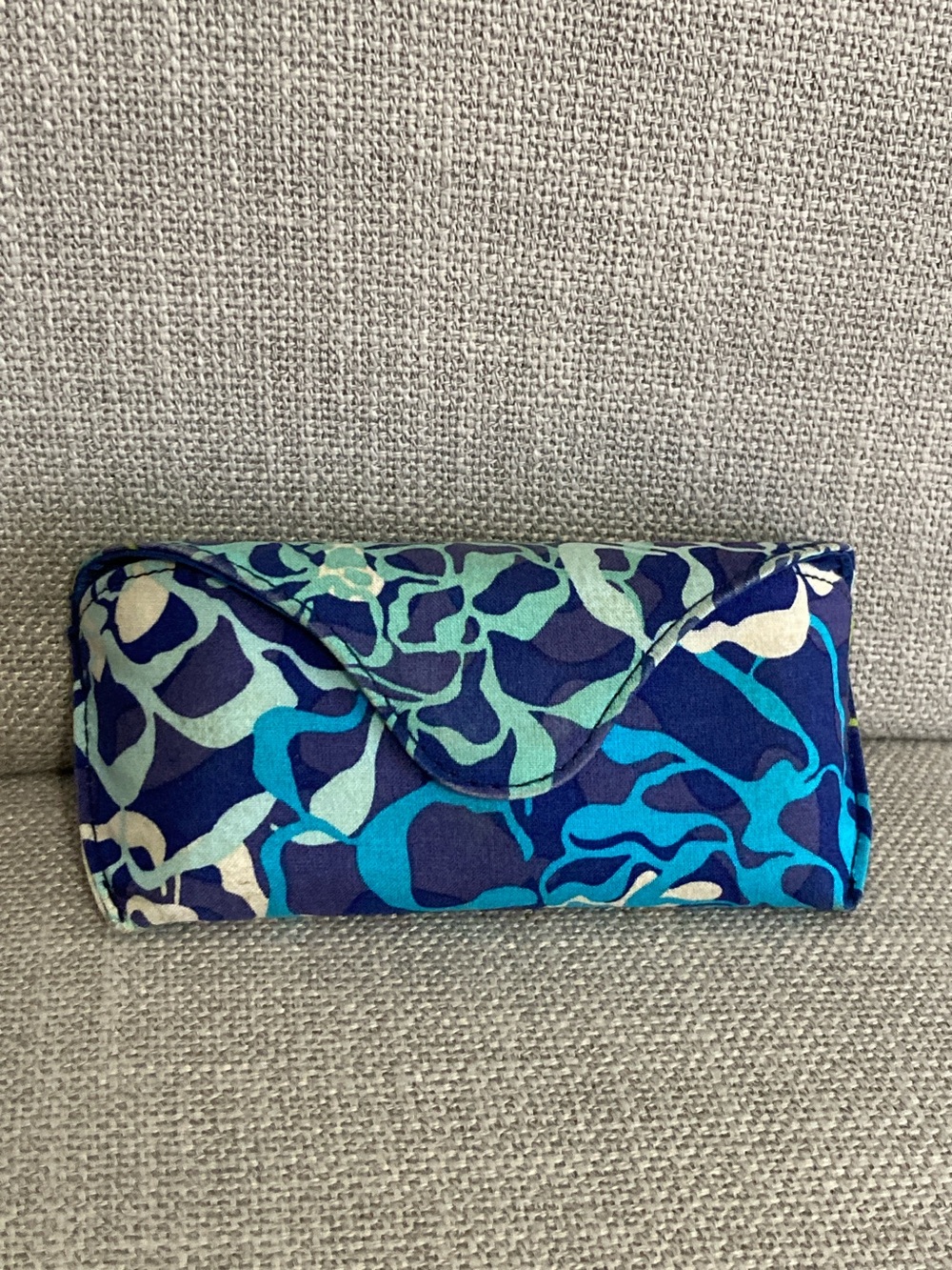 Vera Bradley Blue Teal Patterned Clutch Wallet
